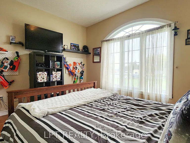 12 Plowright Rd #LEASE — Photo 15