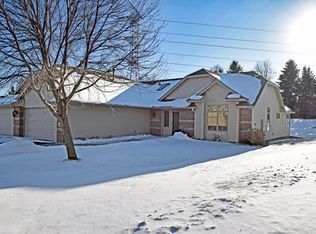 3821 Impatiens Ln N, Brooklyn Park, MN 55443