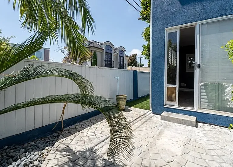 1259 Bonnie Brae St — Photo 35