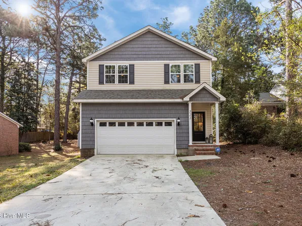 521 N Hale St, Southern Pines, NC 28387