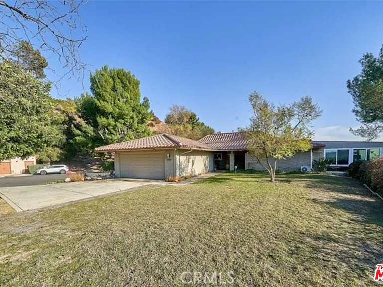5354 Stardust Rd — Photo 5