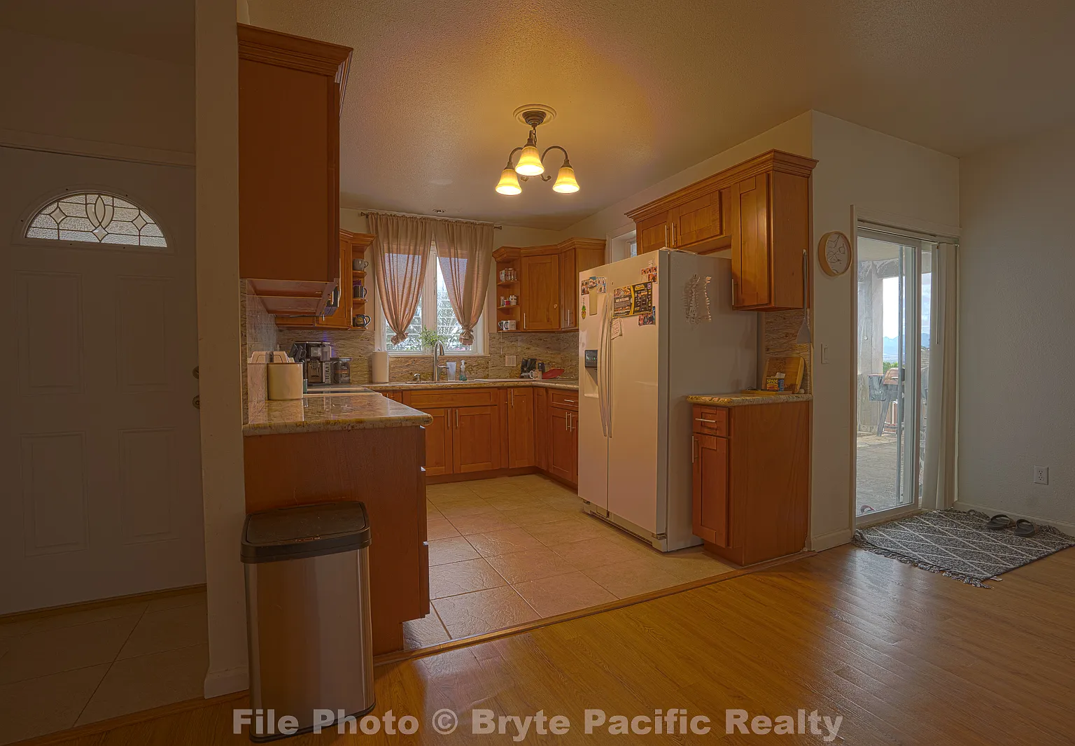 2 bed, 1300 sqft, $3,200 — Photo 2