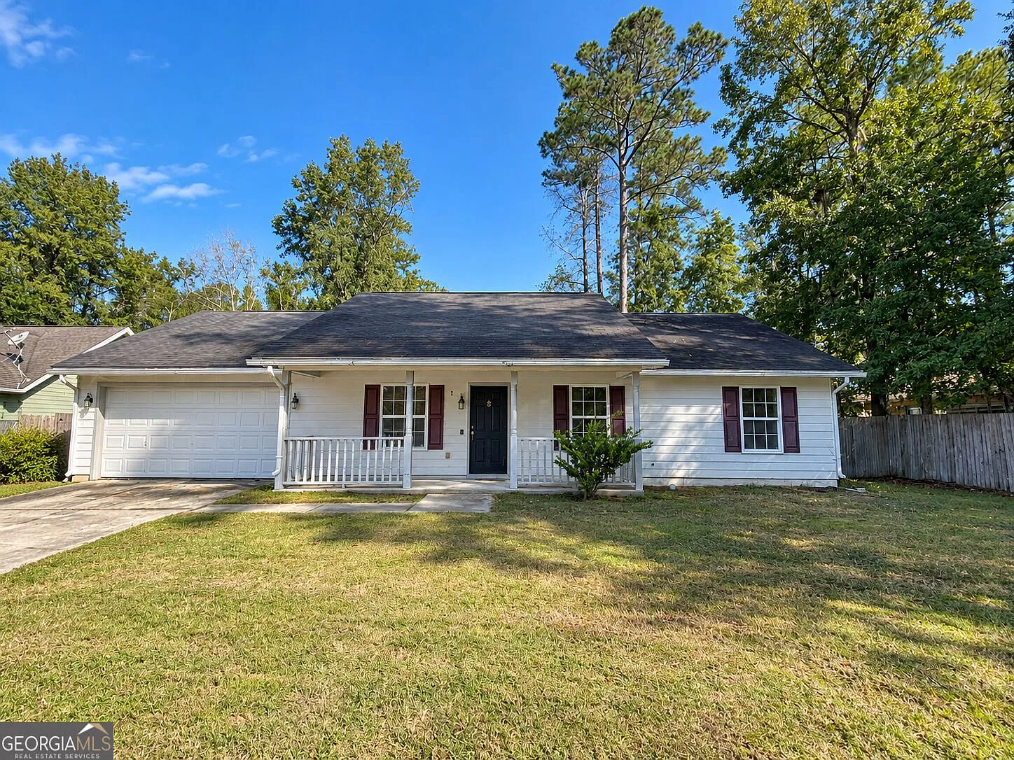 3 bed, 2.0 bath, 1424 sqft, $1,850 — Photo 1