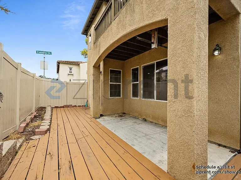 3502 Fuentes Ct — Photo 12