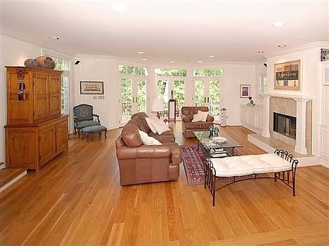1st image of 3587 Bayard Dr