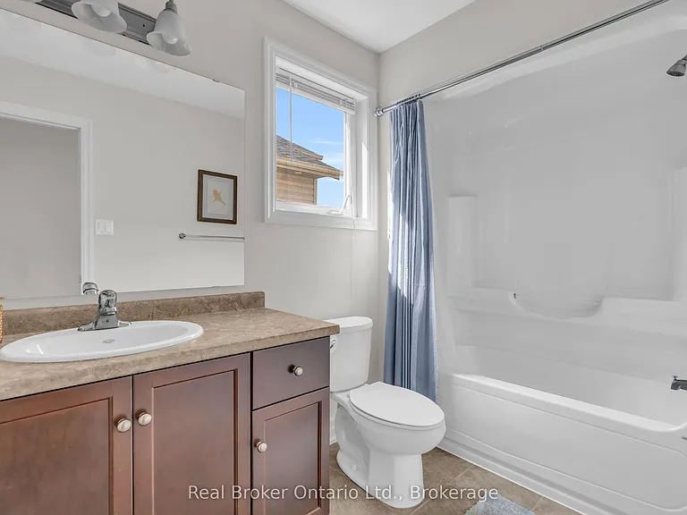 41 Samuel Dr — Photo 23