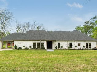 15 Ellis Rd, League City, TX 77573