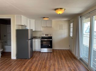 190 Ashworth Ave APT 2C, Hampton, NH 03842