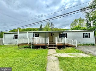 2288 Sunny Rd, New Ringgold, PA 17960