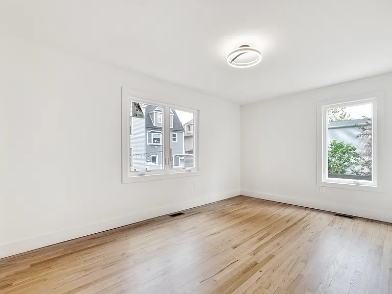 7809 Broadway #1 — Photo 9