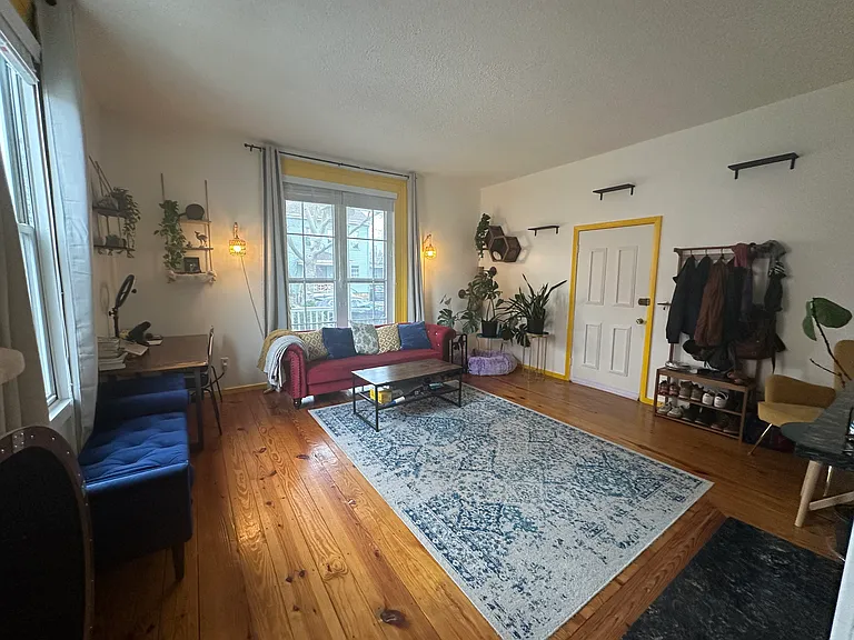 324 Saint John St #1 — Photo 8