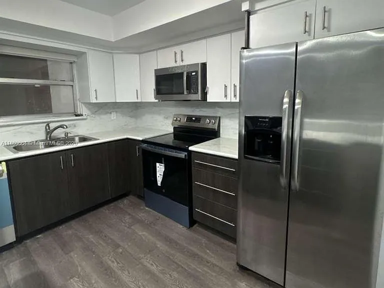 1301 NE Miami Gardens Dr #1625W — Photo 3
