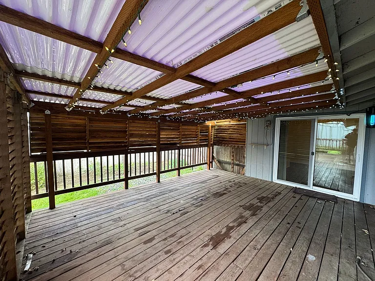 3940 Burlwood St — Photo 17