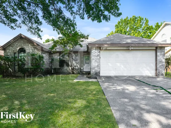 4742 Cornflower Dr, Arlington, TX 76018