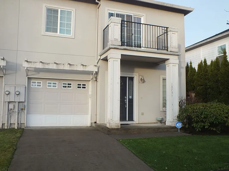 13751 SE 149th Ter — Photo 1