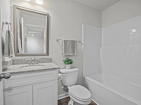 5th image of 222 Islay Way #107