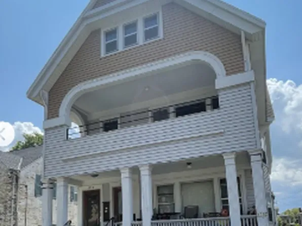 455 Church Ave #A, Oshkosh, WI 54901