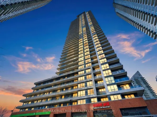 2212 Lake Shore Blvd W, Toronto, ON