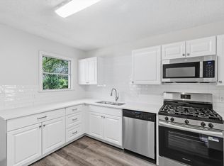 5025 Cedarhill Rd, Fort Worth, TX 76116