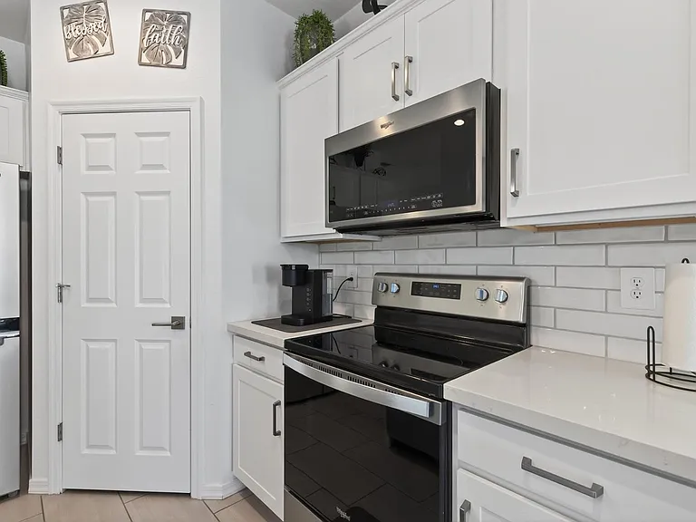 36354 W San Clemente Ave — Photo 10