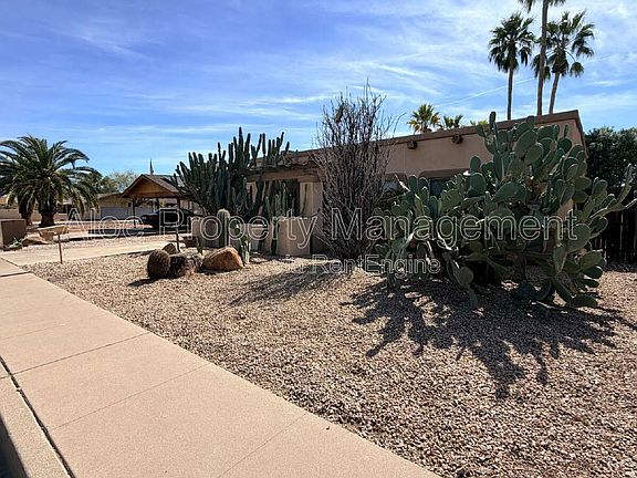 3rd image of 3809 E Sweetwater Ave