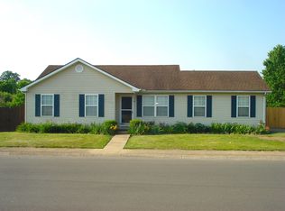 127 Secretariat St, Georgetown, KY 40324