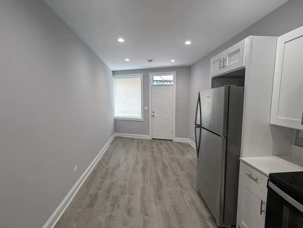 Studio, 400 sqft, $1,600 — Photo 2