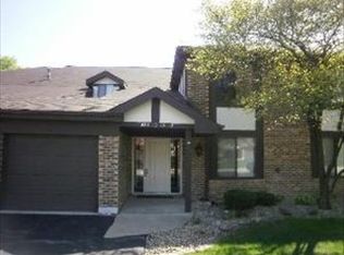 5817 Buck Ct, Westmont, IL