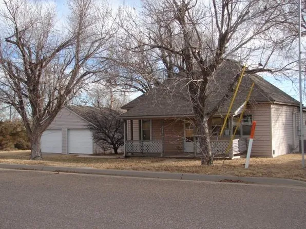 706 Main St, Kismet, KS 67859