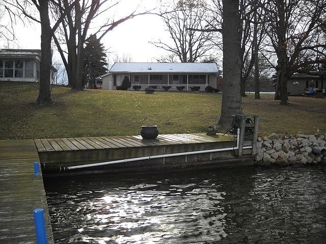 1st image of 217 Sunrise Dr