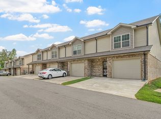 135 Country Ln UNIT 304, Clarksville, TN 37043