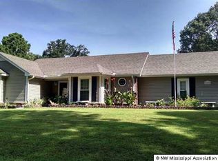 5600 W Oak Grove Rd, Hernando, MS 38632