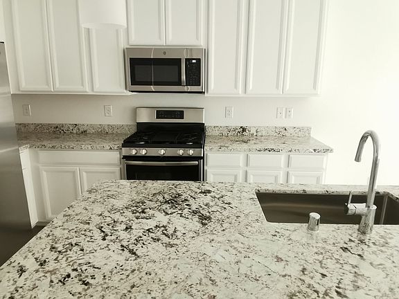 5th image of 10755 Henesco Bay St