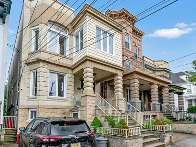 123 Shippen St, Weehawken, NJ, 07086