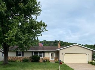 708 Hanson Ct, Onalaska, WI 54650
