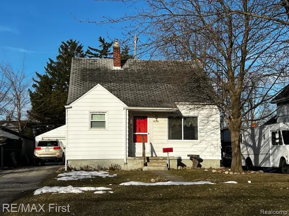 4313 Red Arrow Rd, Flint, MI 48507