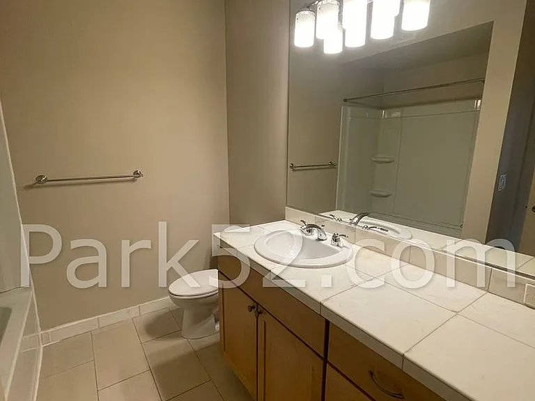 1501 Tacoma Ave S #310 — Photo 12