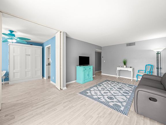 5th image of 2525 Florida Boulevard #130