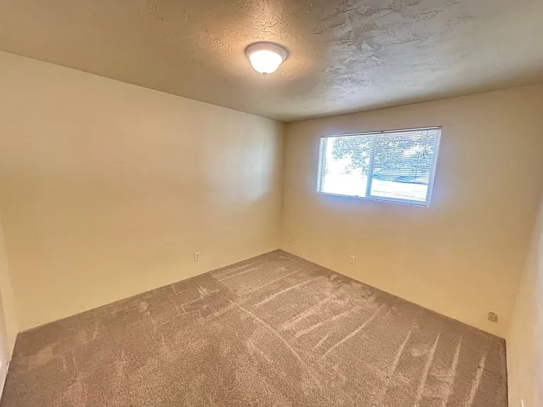 1017js — Photo 12