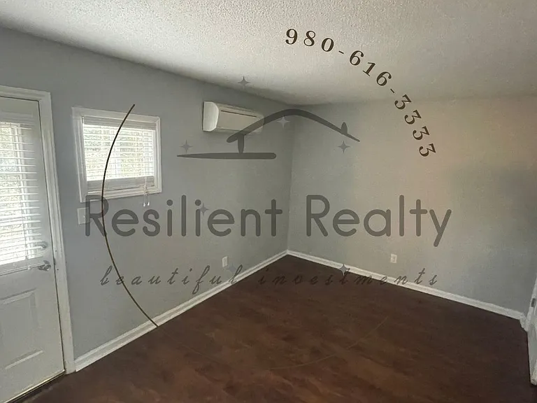 106 Wilshire Ave SW #1 — Photo 14