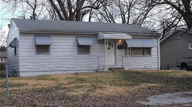 1st image of 10152 Royal Dr