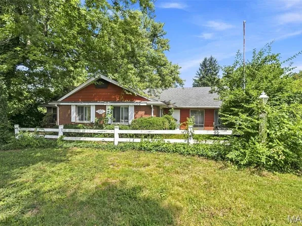 1536 N Elizabeth Ave, Saint Louis, MO 63135