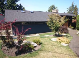 9333 California Dr SW, Seattle, WA 98136