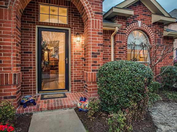 3rd image of 4901 Bayport Cir
