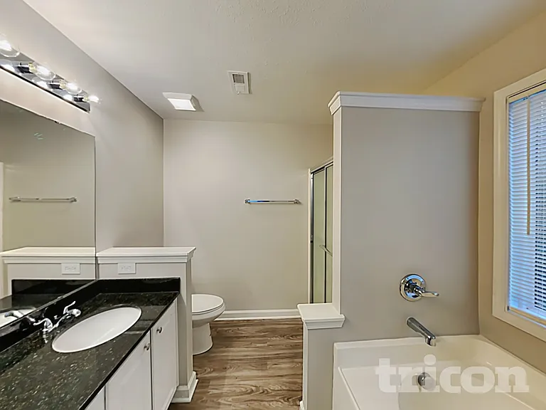 800 Maryfield Dr — Photo 10
