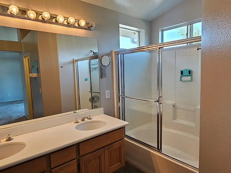 11080 Ivy Hill Dr — Photo 10