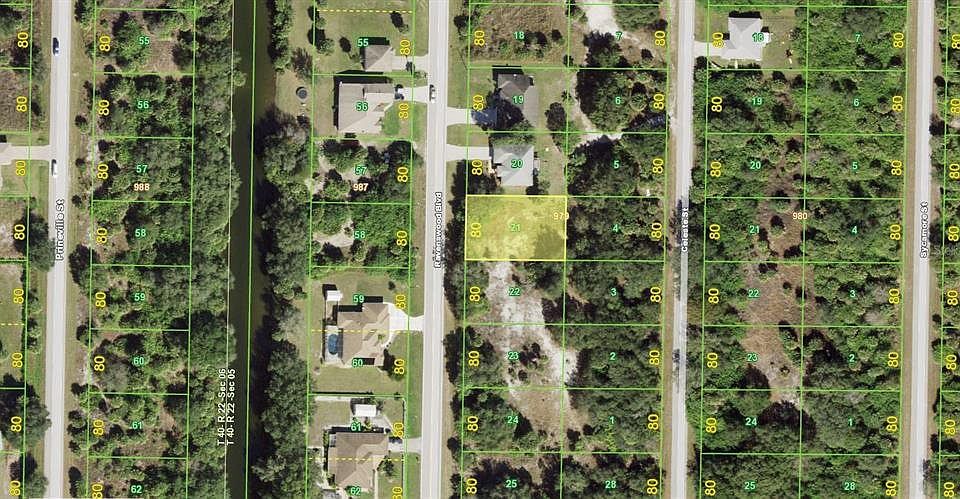 2nd image of 462 Ravenswood Blvd