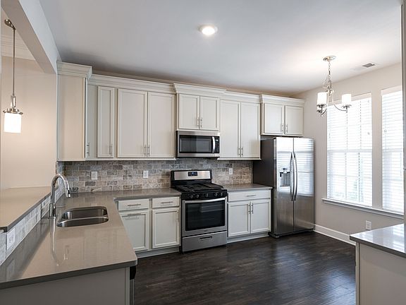5th image of 505 Ivor St