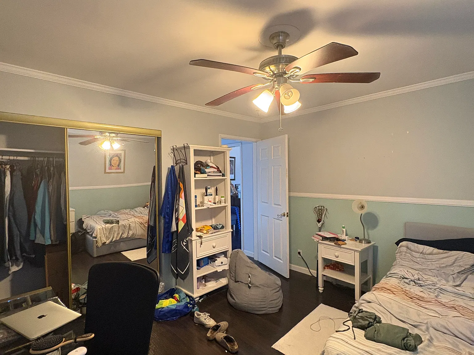 3 bed, 960 sqft, $1,250 — Photo 1