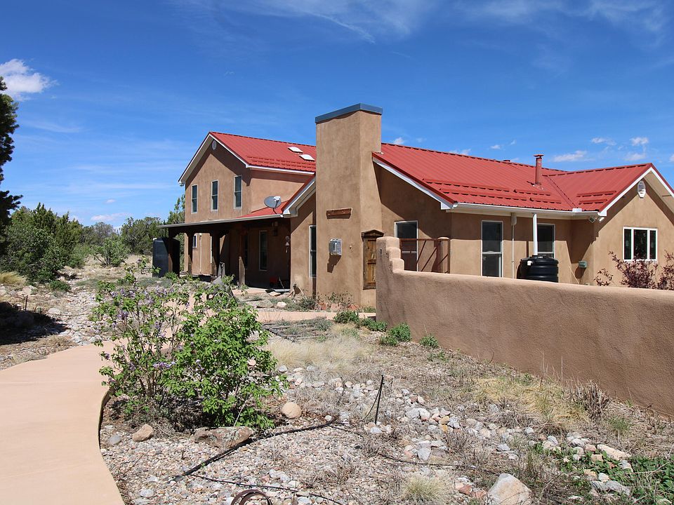 1st image of 39 Sandoval Rd